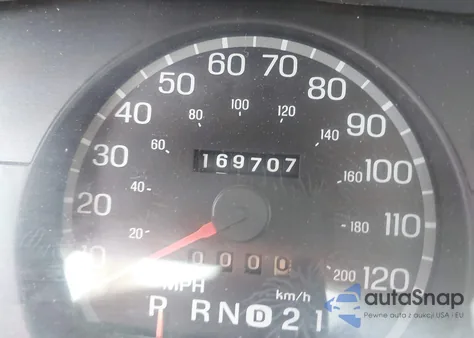 2003 Ford Crown Victoria Standard из США, поврежденный, VIN 2FAFP73WX3X182848